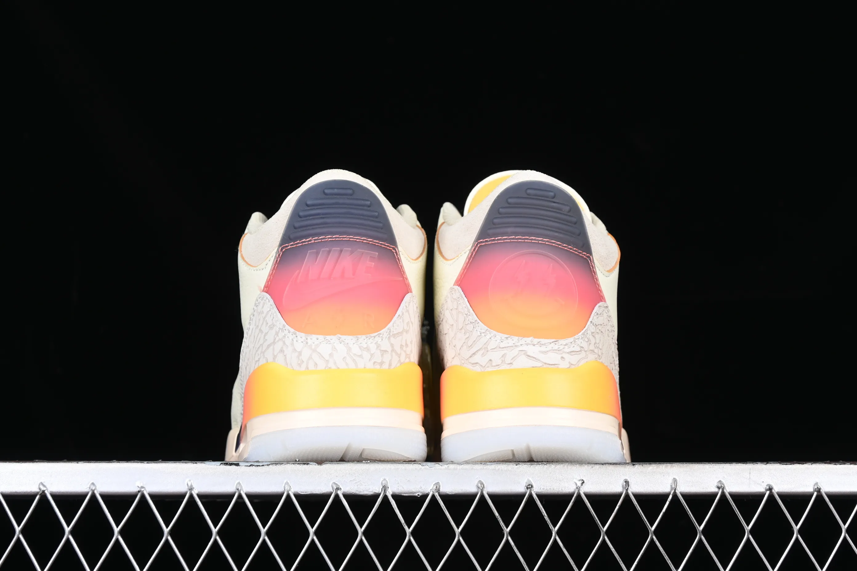All categories Air Jordan Jordan series basketball shoes Air Jordan 3 L version J.Balvin x Air Jordan 3 Retro AJ3 Joe 3 rainbow gradient FN0344-901